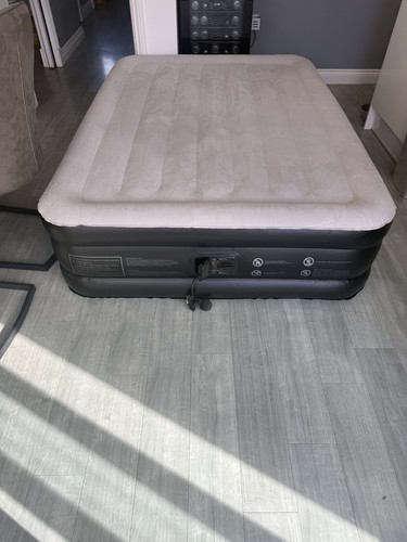 Idoo stripe double air bed - double,